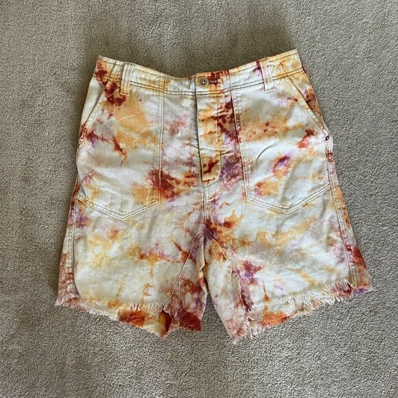 Free People | She's A Legend Tie Dye Harem Shorts - Size 10 - Picture 2 of 10